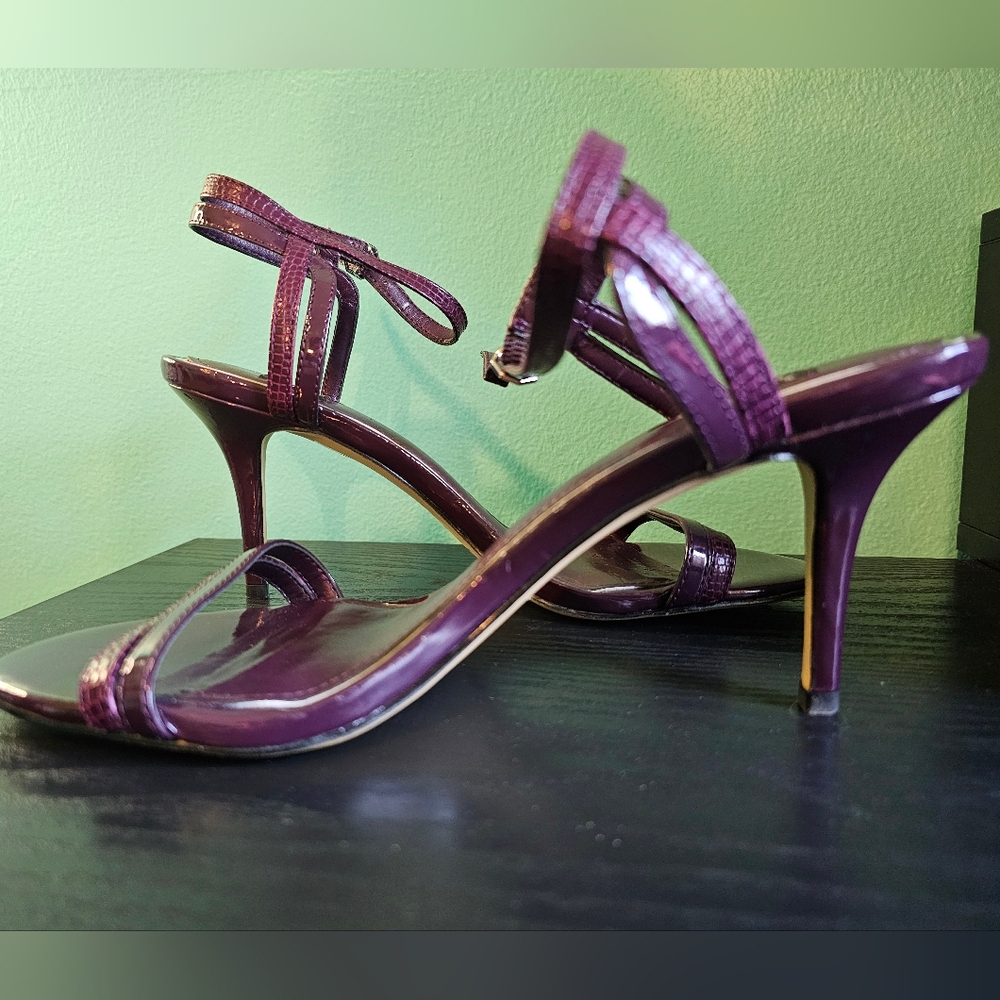 WHBM Plum Purple Sandal Texture Strappy Heels Women's Size 7.5 - Picture 4 of 14